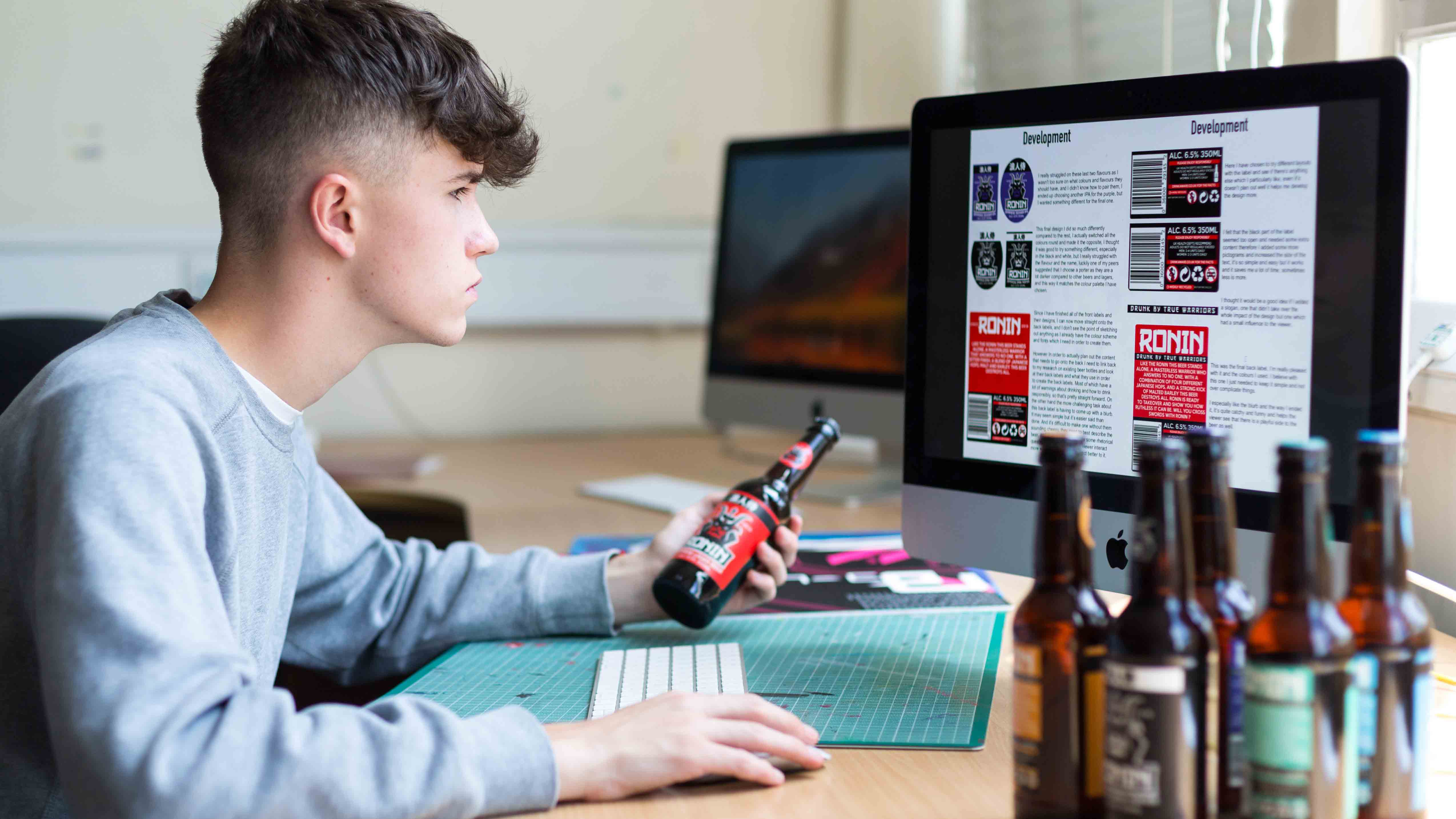 Graphic Design BA (Hons) Top-up Degree