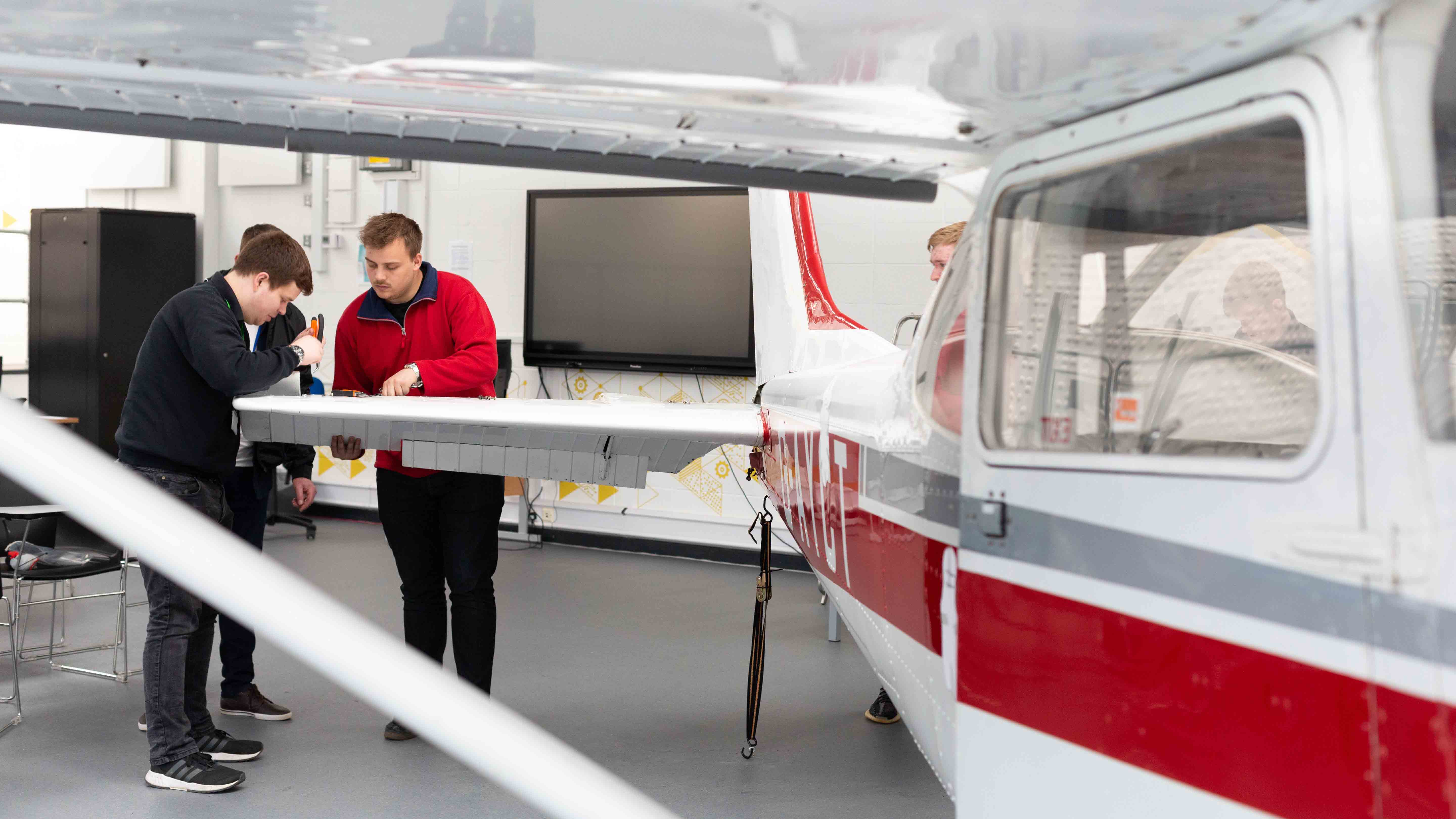 Engineering (Aeronautical) BEng (Hons) Top-up Degree